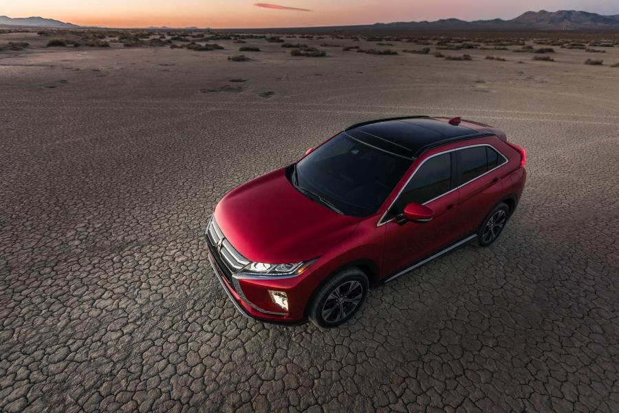  Mitsubishi Eclipse Cross 2018 года  (NA) (фото 37 из 63)